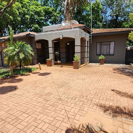 Casa Feliz Hotell Mokopane Eksteriør bilde
