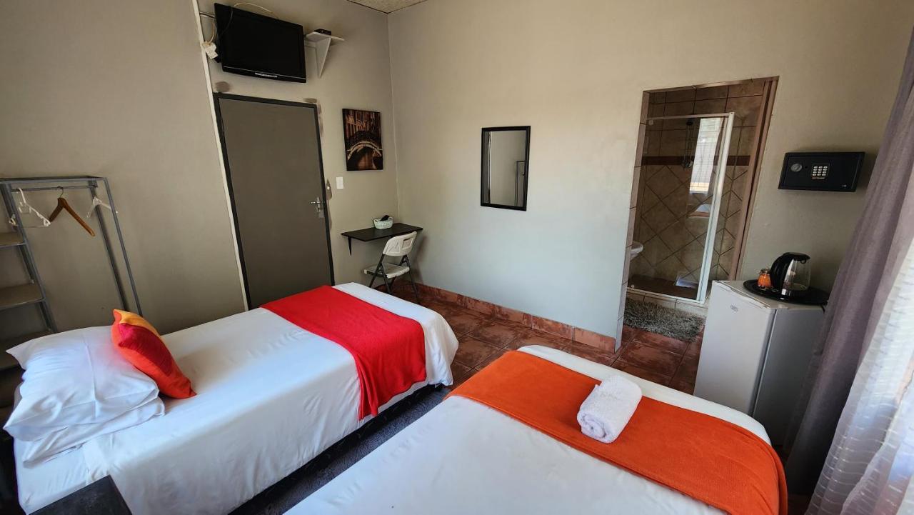 Casa Feliz Hotell Mokopane Eksteriør bilde