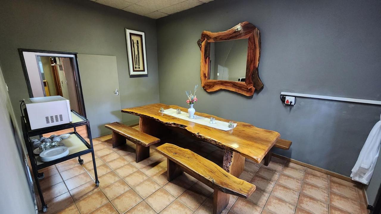Casa Feliz Hotell Mokopane Eksteriør bilde
